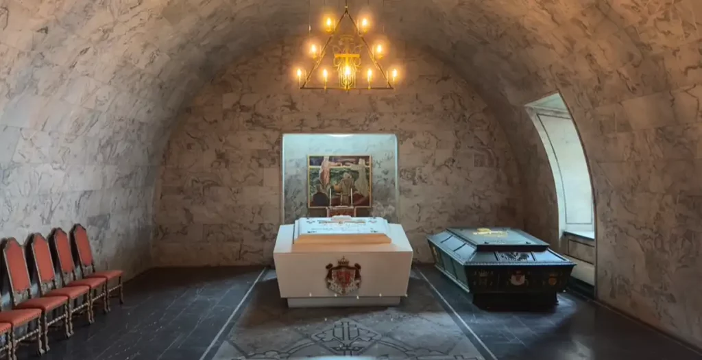 The sarcophaguses inside the Akershus Fortress. Photo by: Montage