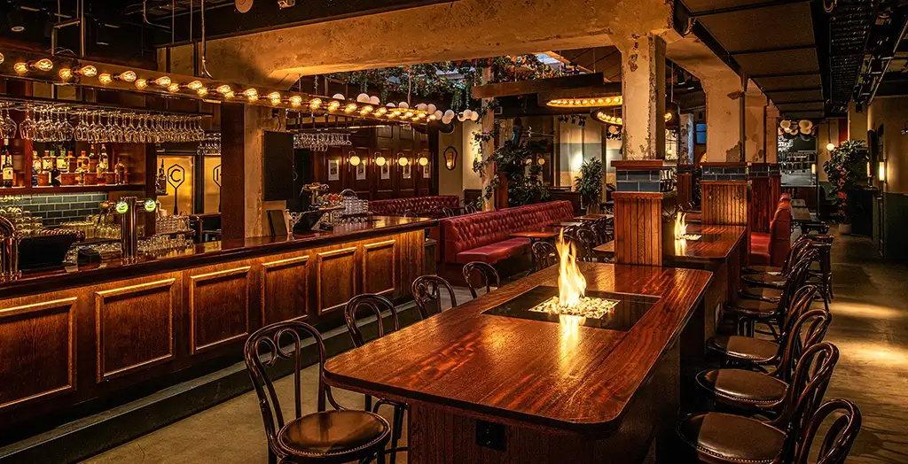 The bar area at OCHE. Photo by: OCHE