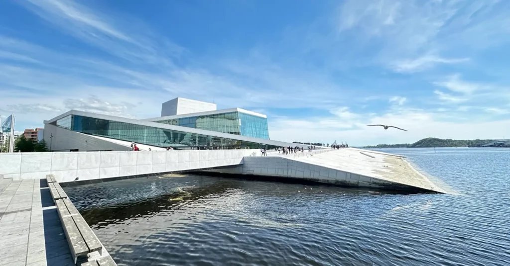 The bridge over to the Oslo Opera House entrance and roof. Photo by: Montage AS